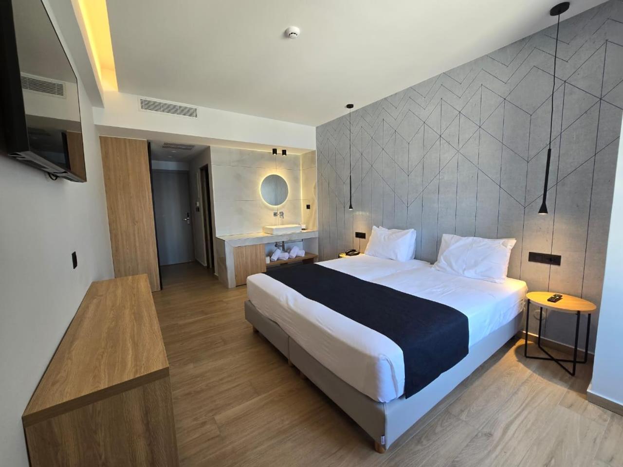 Nireus Hotel Symi Exterior foto