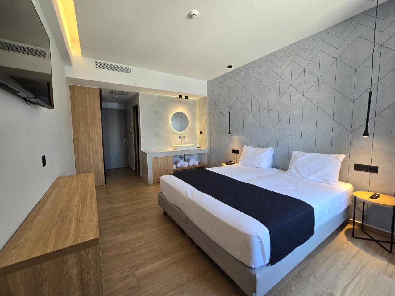 Nireus Hotel Symi Exterior foto